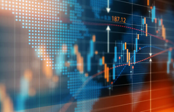 Screen showing map of the US and financial charts