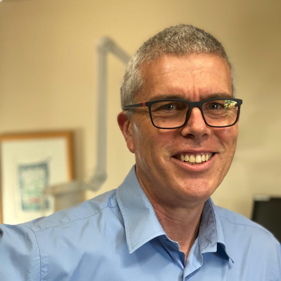 Photo of Dr Jeremy Watson.