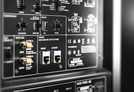 KH_750_AES67x1_desktop_KH-750-AES67-Macro2_Neumann-Studio-Subwoofer_G