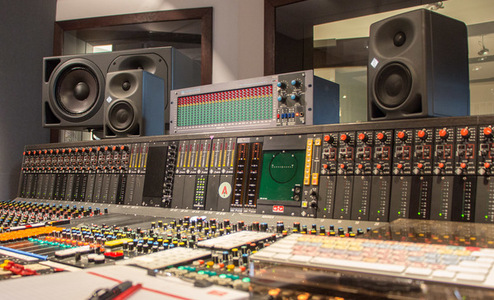 KH_80_DSP_A_Gx1_desktop_KH-420-KH-80-DSP-Jazzanova-Studio-Berlin-02_G