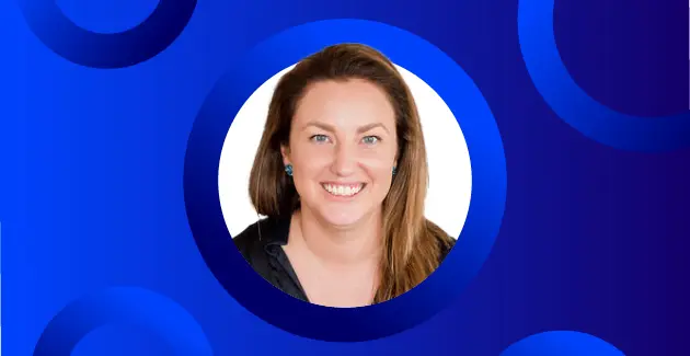 Headshot of Kendall Richardson inside a circular frame on a blue background with abstract circular patterns.