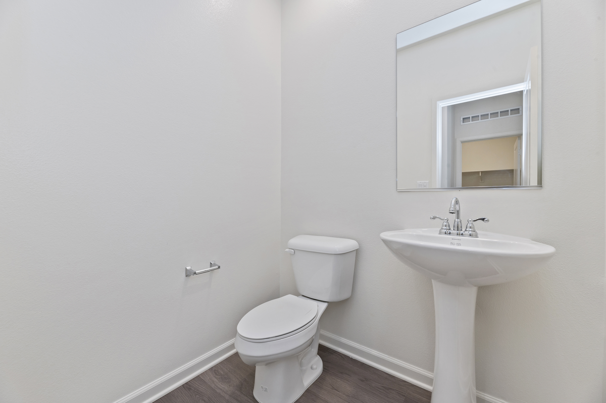 Lansing Bathroom