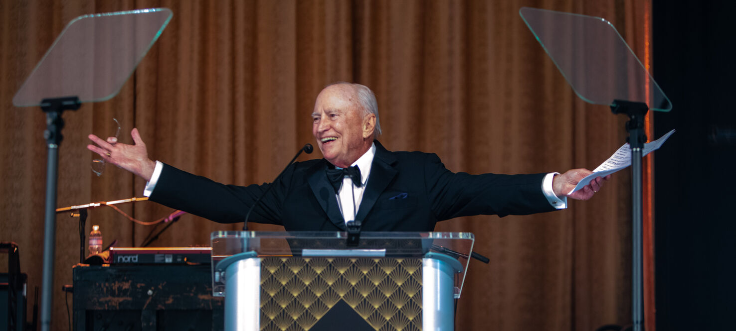 H. Lee Moffitt welcomes a record crowd to the 2025 Magnolia Ball.