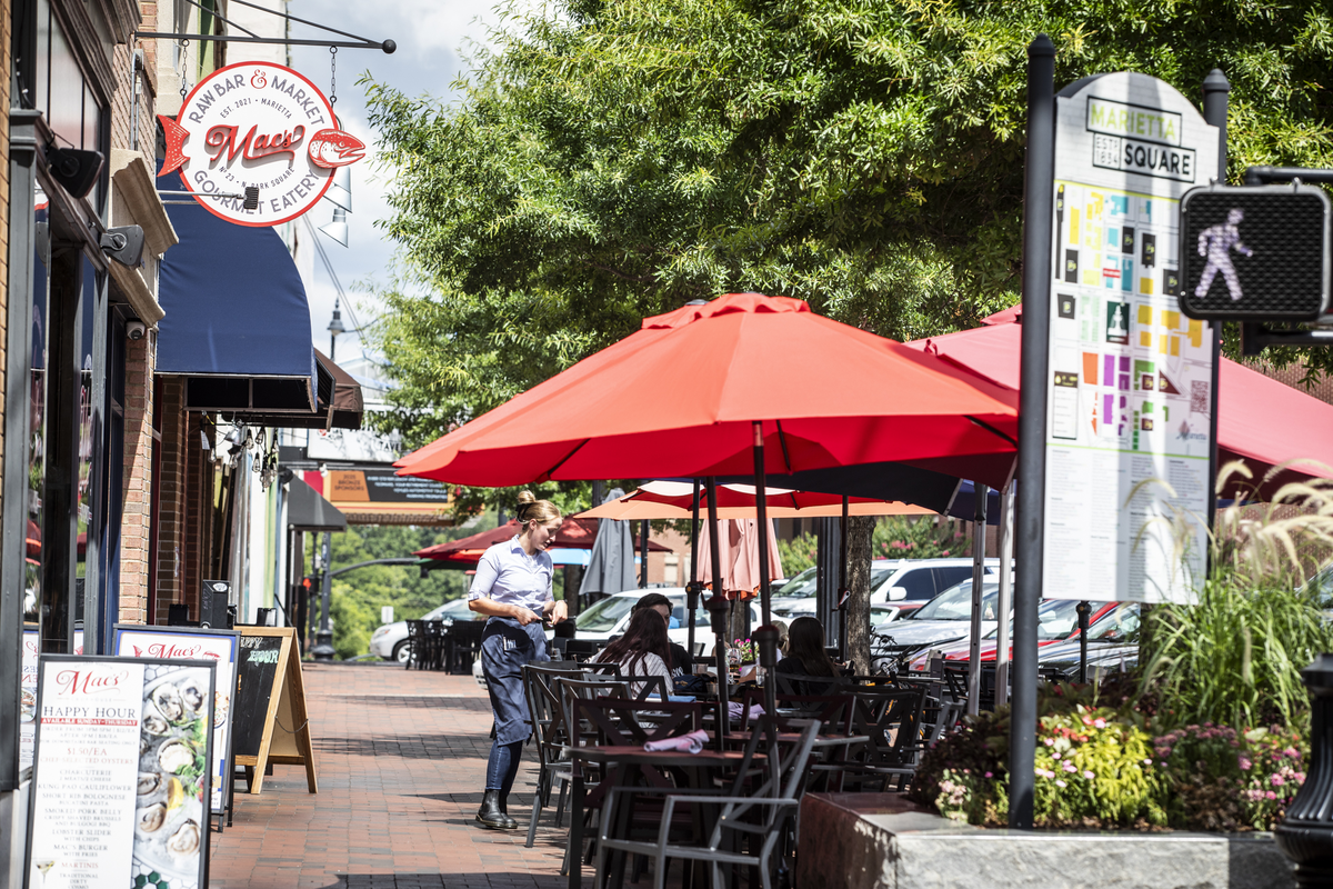 marietta square streetscape with people walking