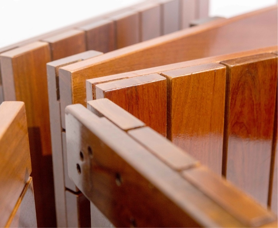 Maximo tropical hardwood flat-surface installation detail