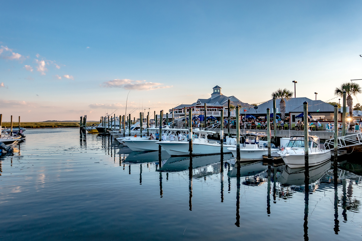 smooth waters with large boating docking areas and restaurants