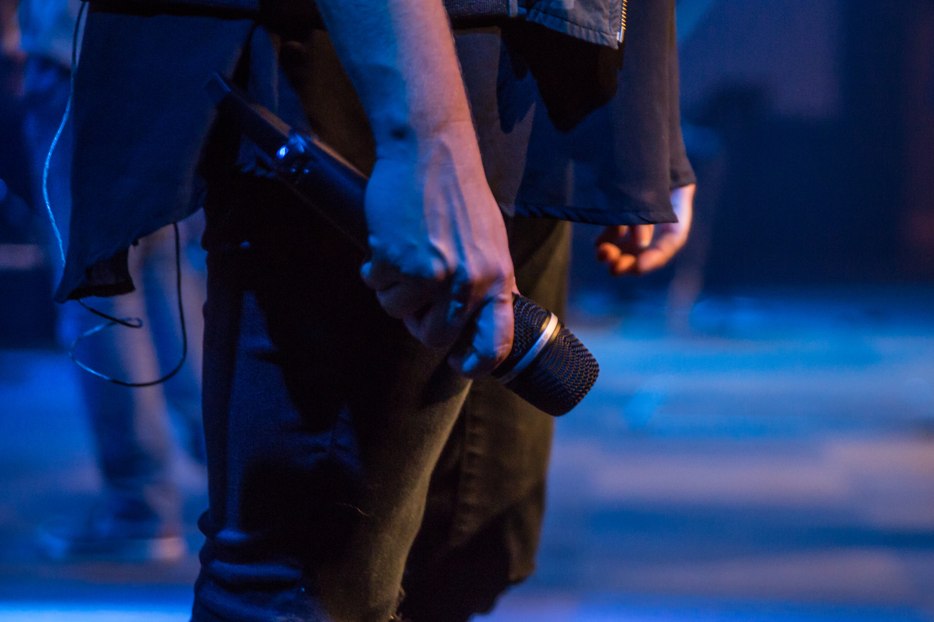 고객 여러분에게: 뛰어난 사운드를 즐길 준비가 되셨나요?