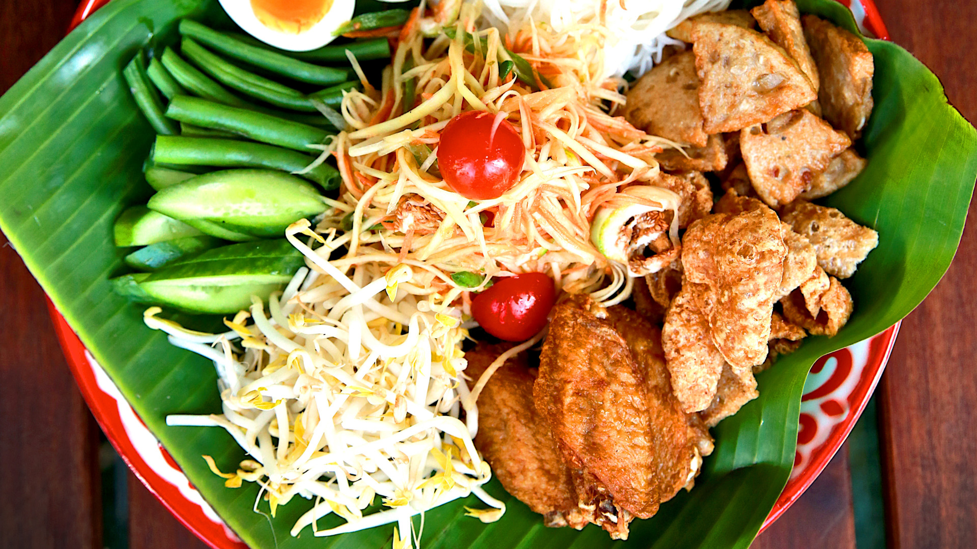 PapayaSaladTray_b94fd348_af46_4d42_ac28_033e5b9884d8.png