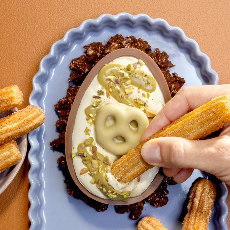 SC2512005 Easter Shopping Centre20800 x 800