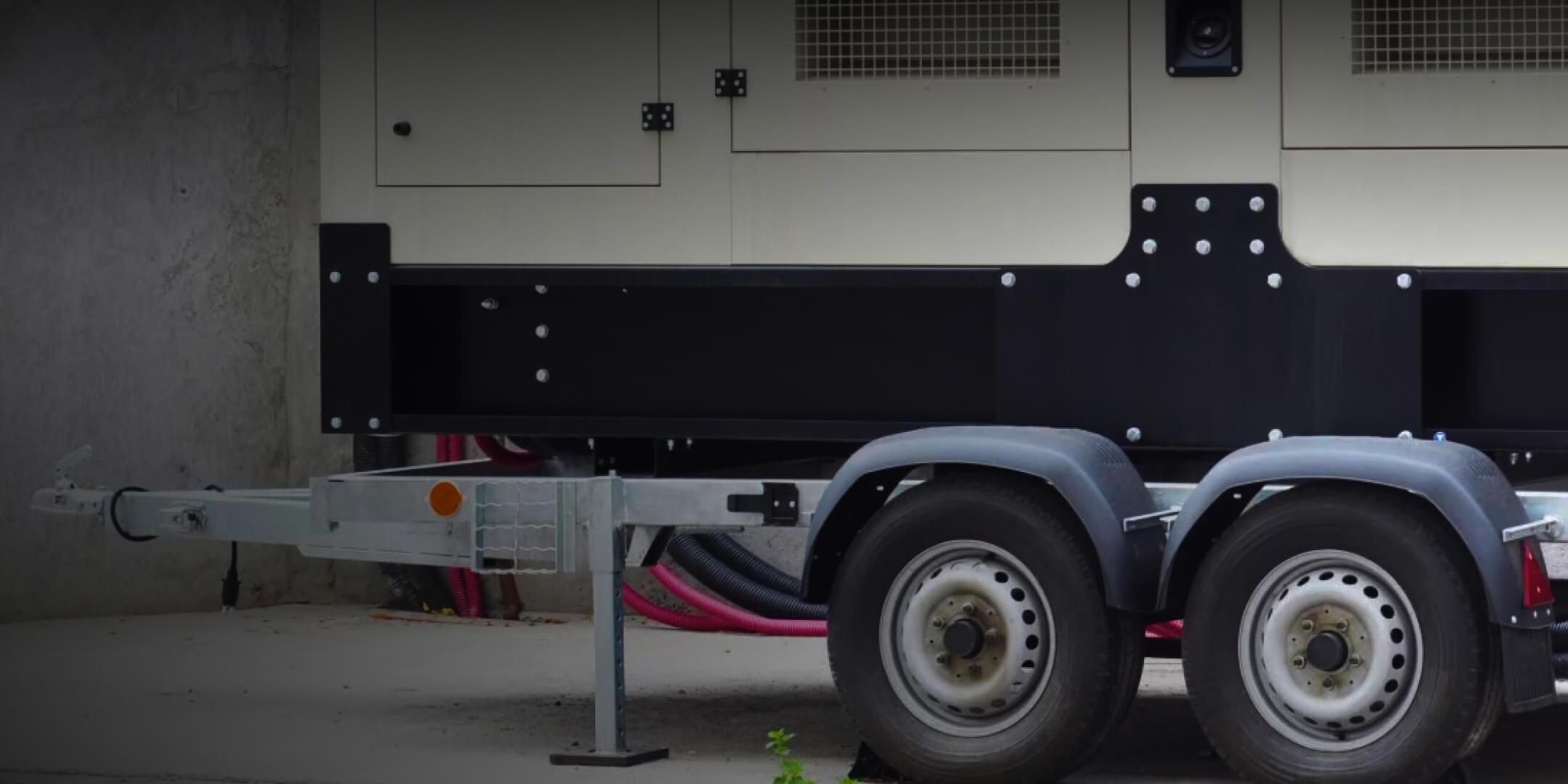 A towing bar on a trailer