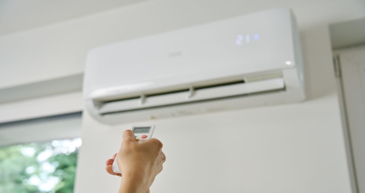 Switching on aircons and fans during heatwaves stresses the electrical grid