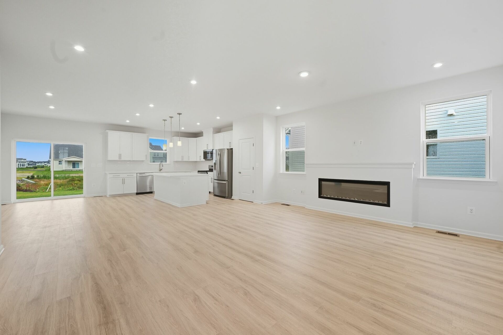 Tyndall Great Room, Kitchen, and Breakfast Area