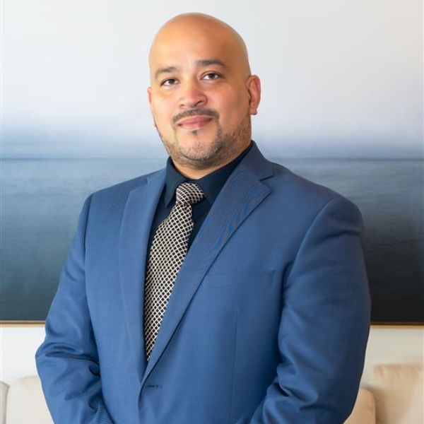 Andres Echeverry, Sales Manager photo