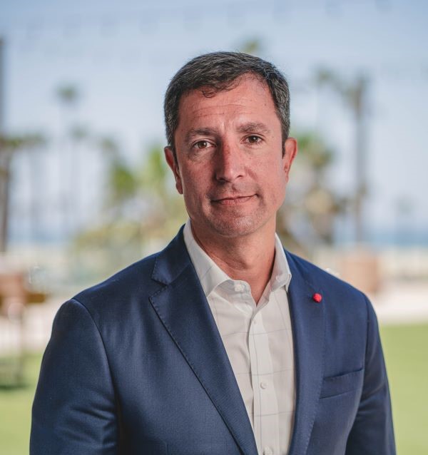 Cesar Luaices, Regional, VP photo