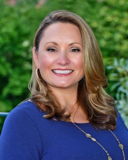 Cynthia Veroneau, Sales Manager photo