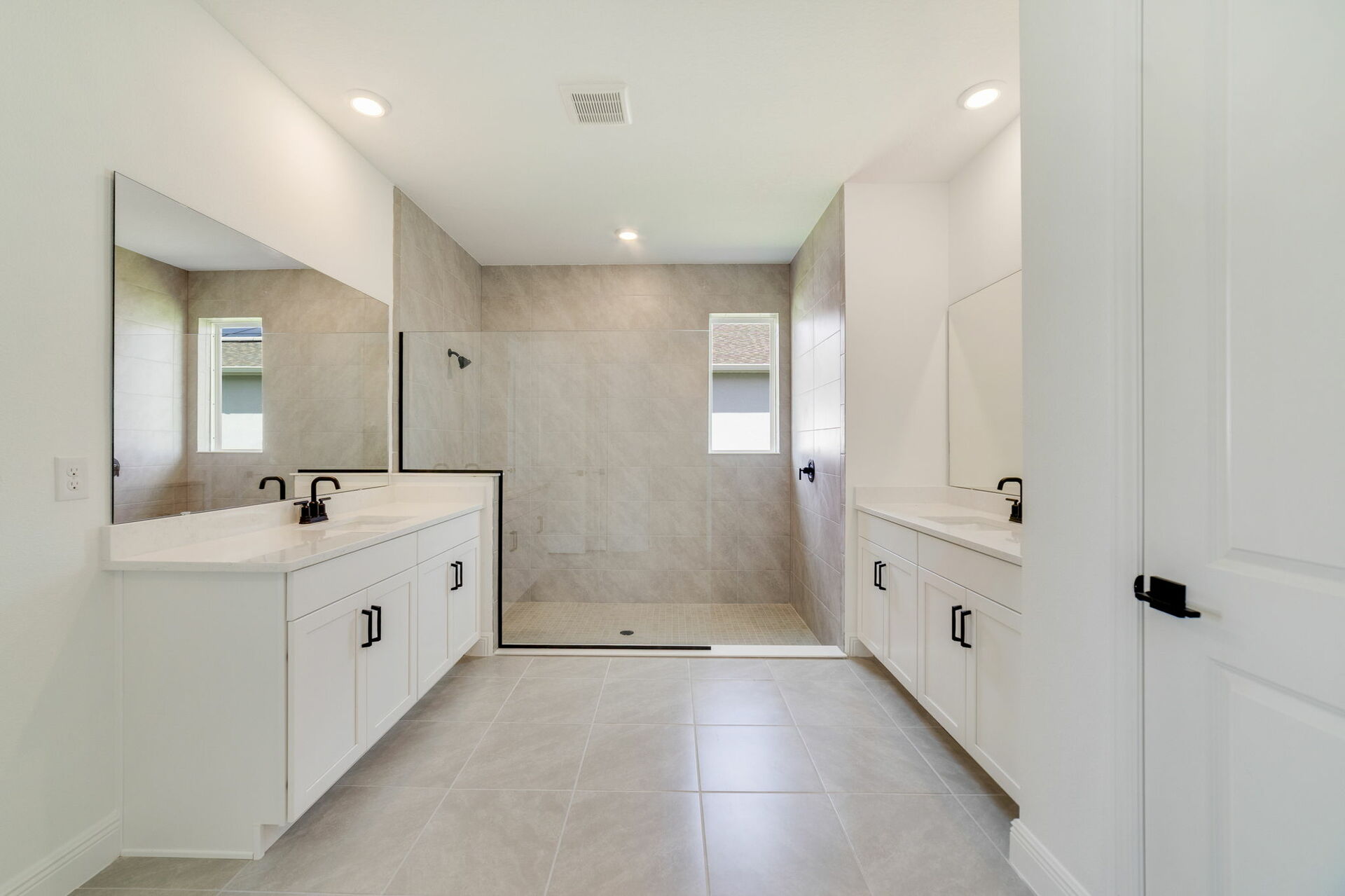 a31798d4-541f-49a9-a6d6-e725f57a9fdf