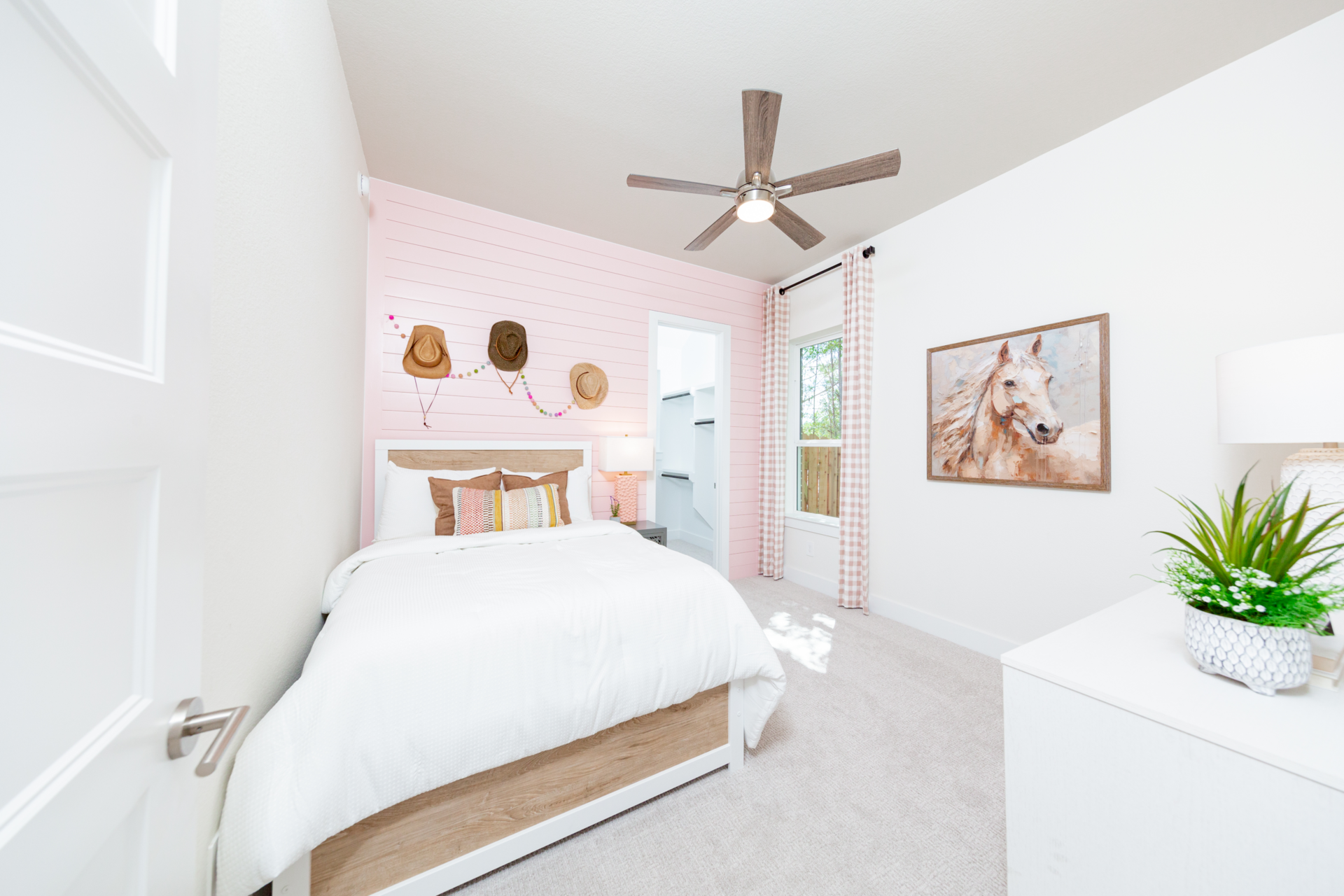 aa463c1e-2333-4068-9ae9-7798fcfc6c41