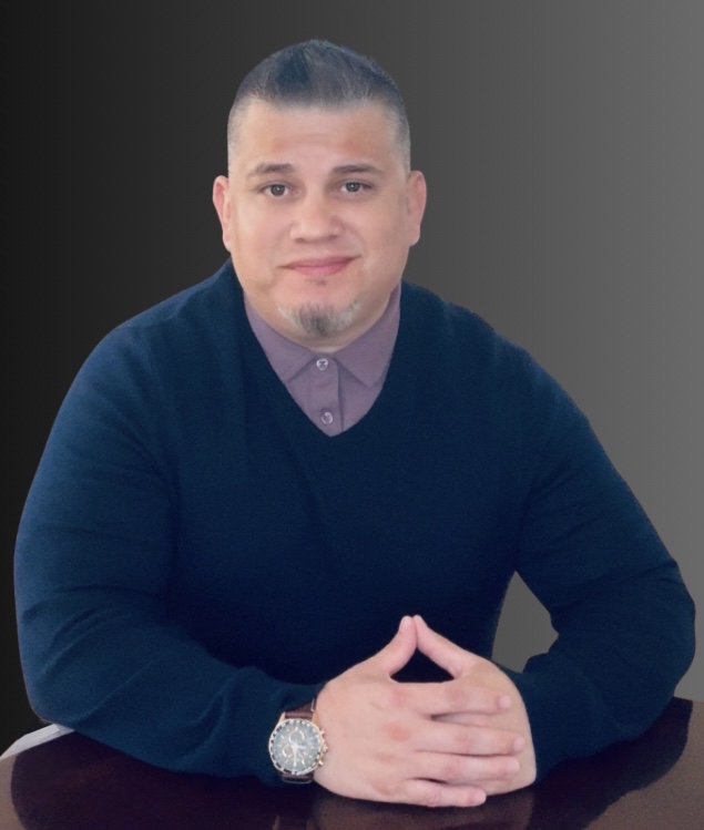 Robert Enriquez