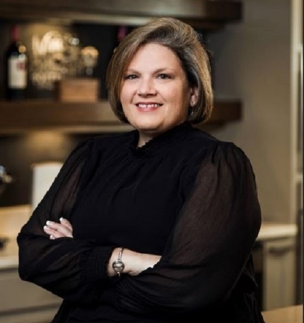 Heather Lyons