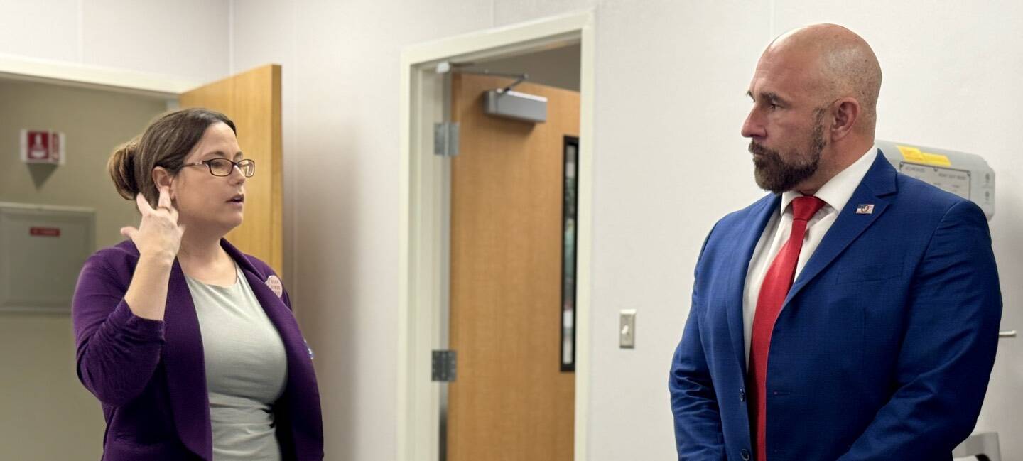 Florida Lt. Gov. Jay Collins visits PEARL to learn more about the research kitchen.