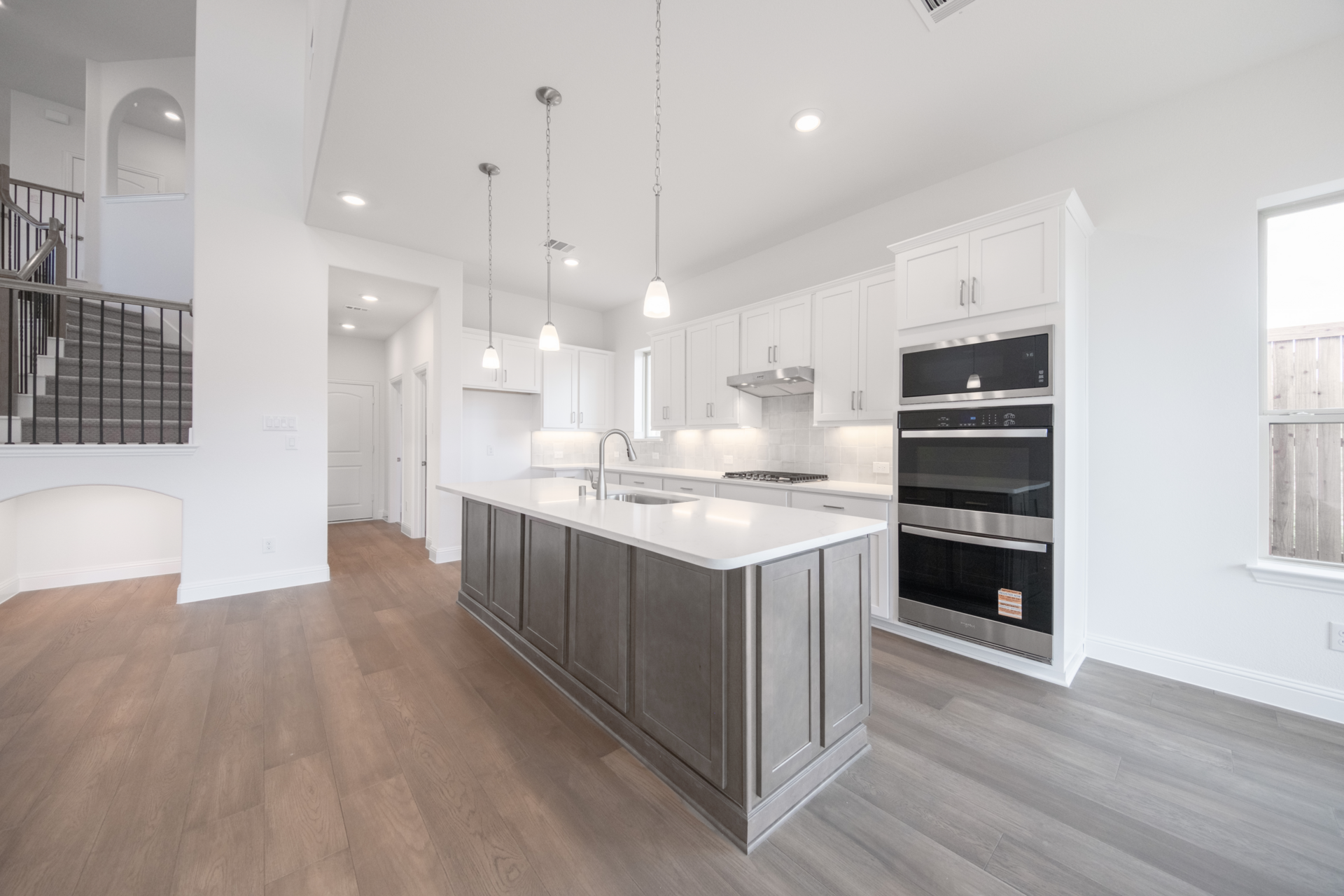 d08d5eb8-47a2-4184-9bd7-a41bb99039f1