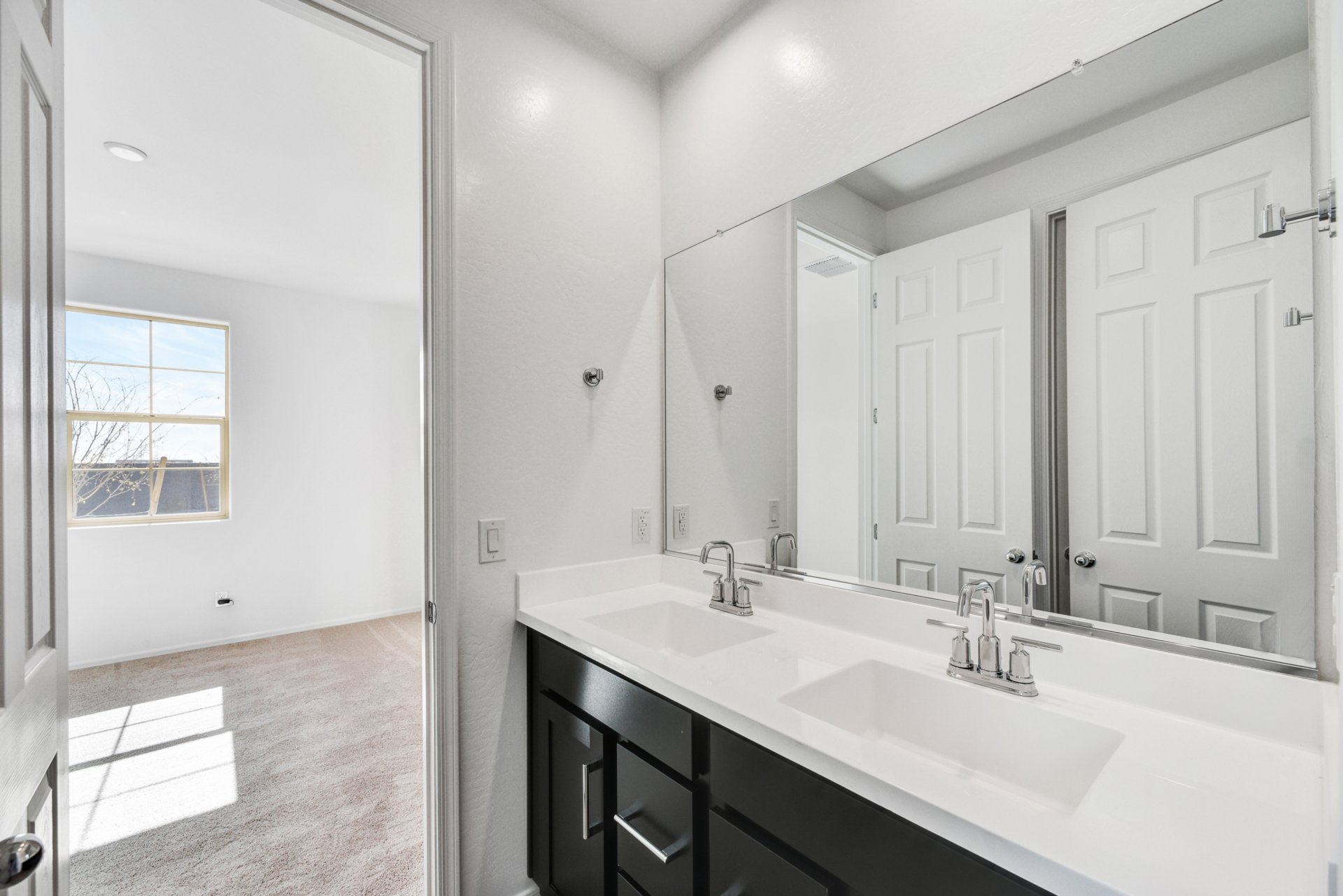 d342d629-1571-48f4-9f71-b28b1ce5bb27