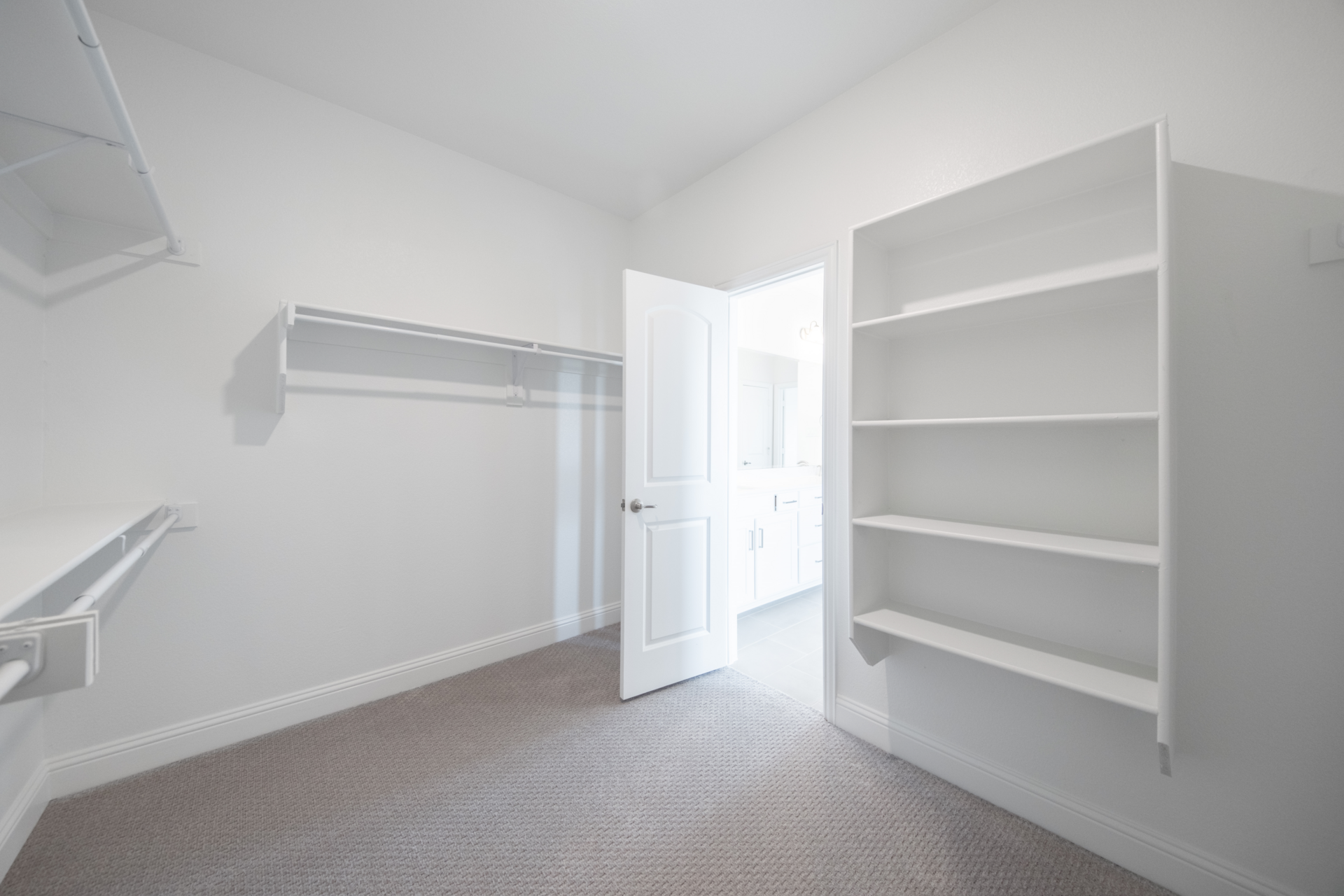 d84dbe10-e852-4abc-a057-b39e1f5687f7