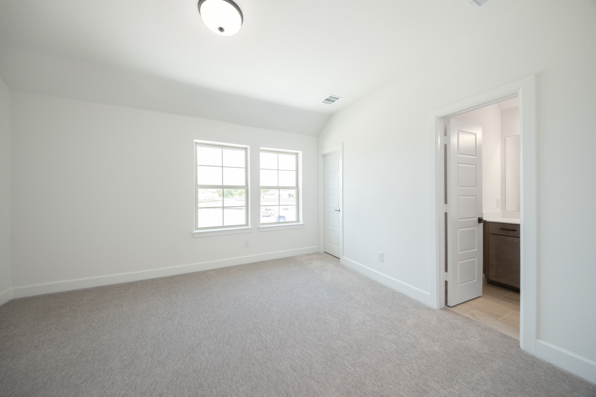 de80bab7-030b-4e73-82c0-301cb3510ebe