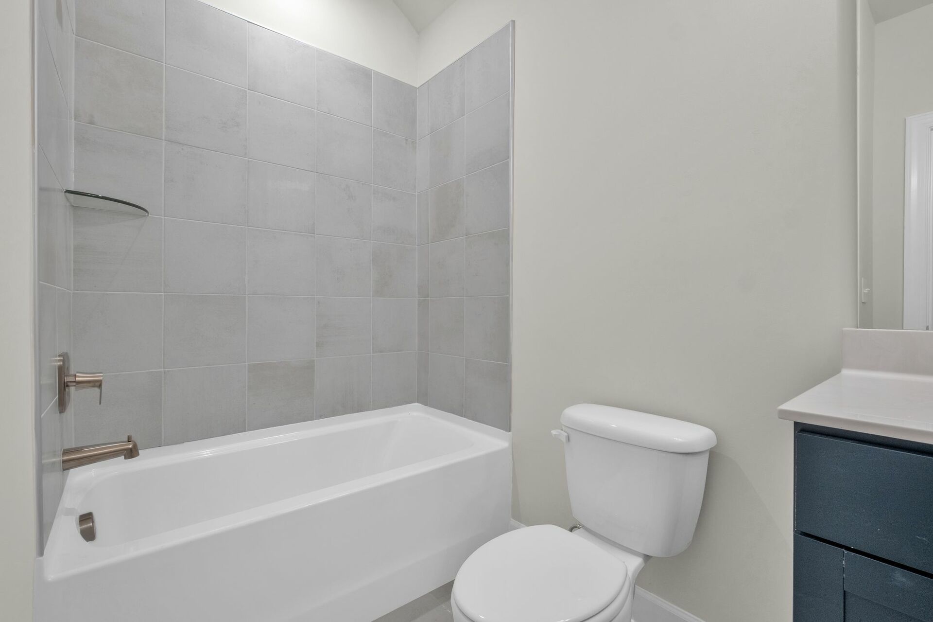 f0177880-944a-4101-b7a2-e51fbcd27381