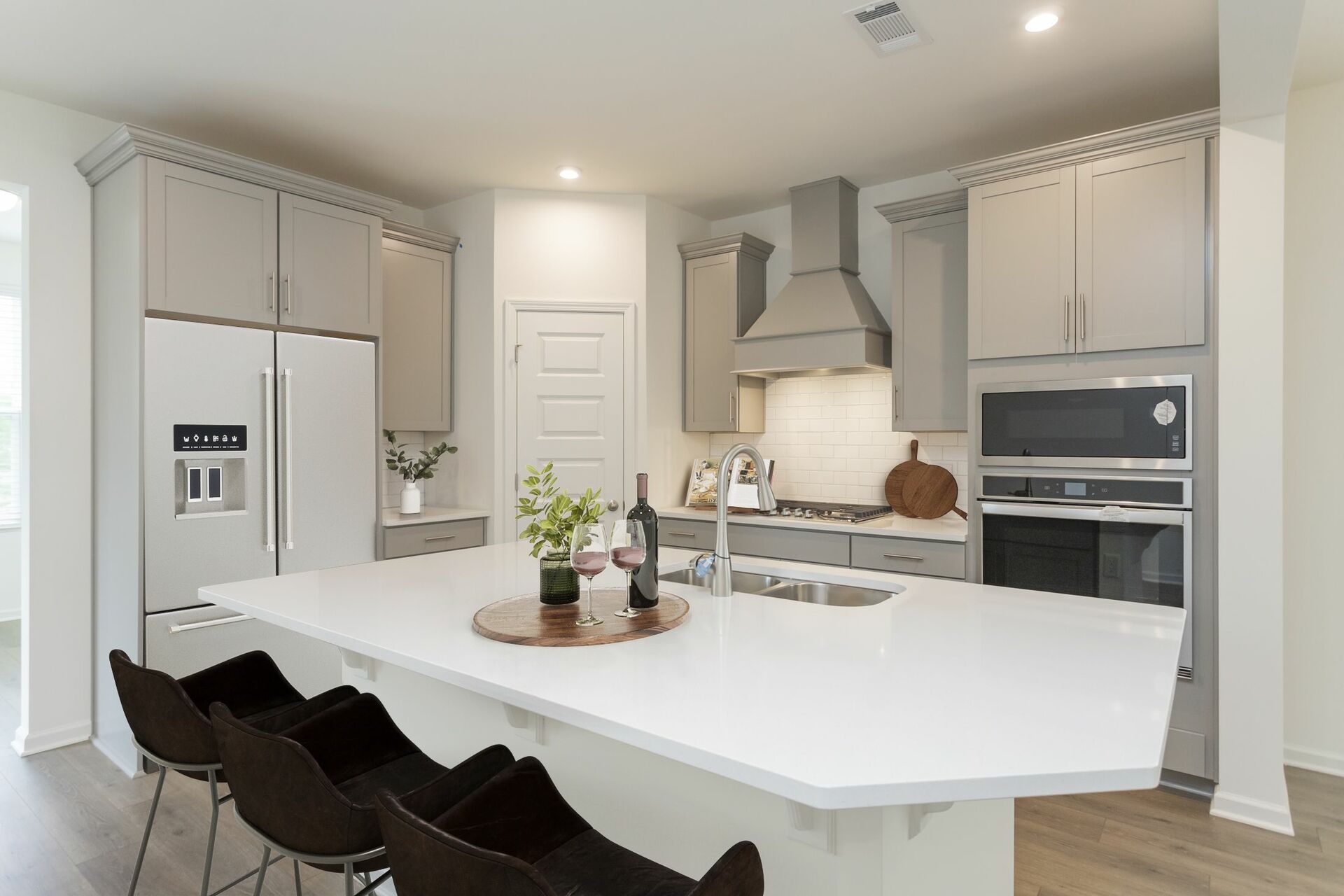 f6ddad5b-6a42-4efe-bd42-c6d6a87dfd51