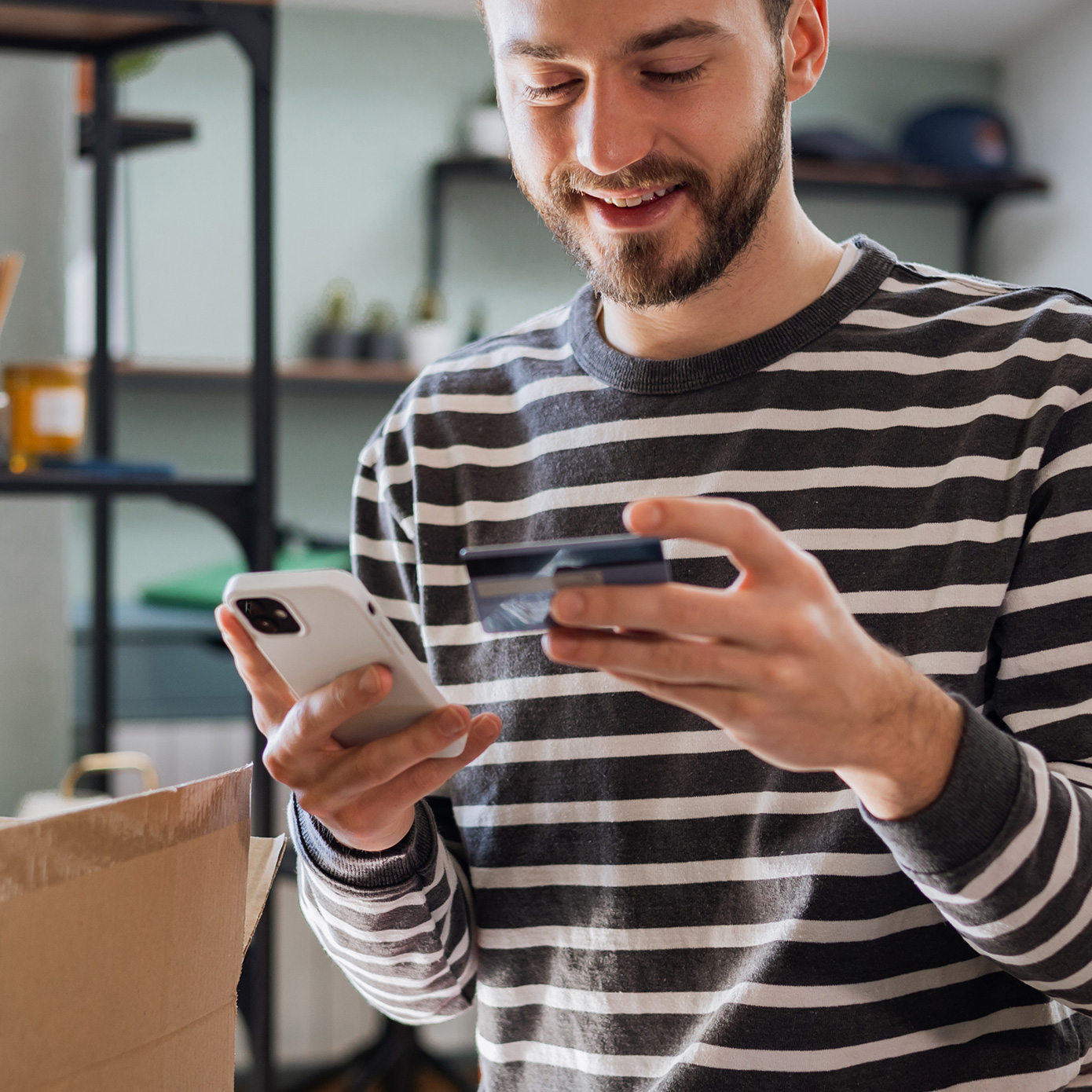 general-tabbed_customer-engagement.jpg Customer Service & Engagement for Omnichannel