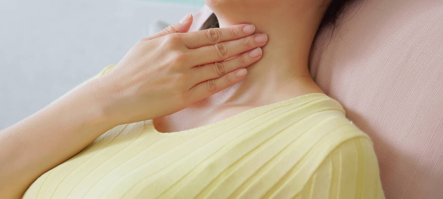 woman is screened for thyroid cancer