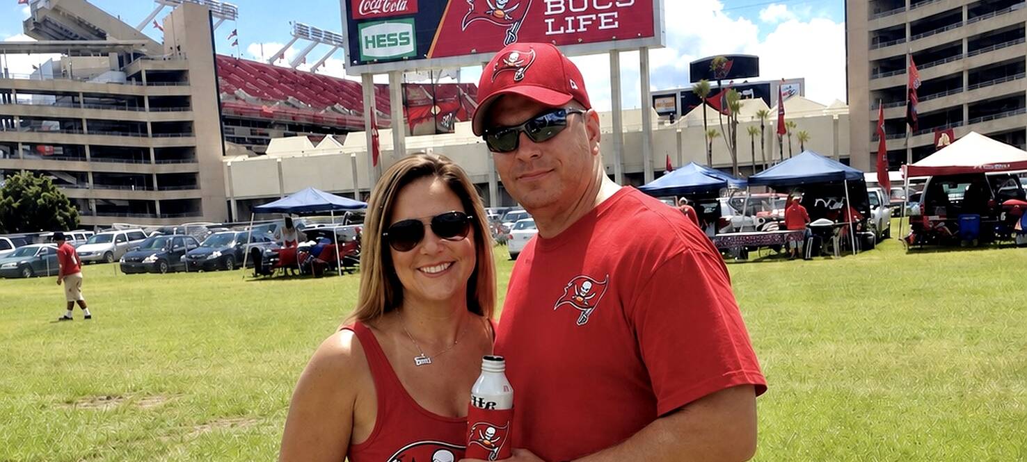 Kenny Bennett was diagnosed with a malignant peripheral nerve sheath tumor (MPNST), a rare and aggressive type of soft tissue sarcoma that develops in the protective cells covering peripheral nerves. 