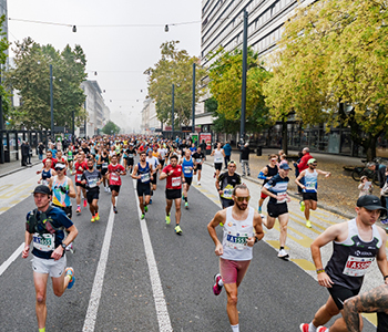 Tekači na ljubljanskem maratonu