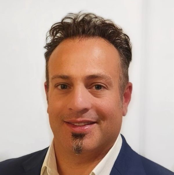Jason Szerszen, Branch Manager photo
