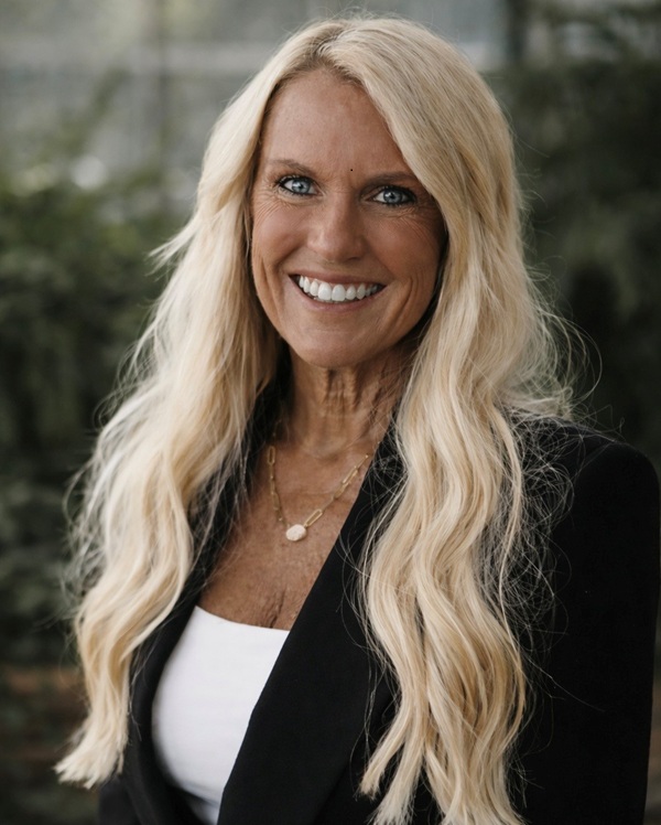 Tonia Ribbe