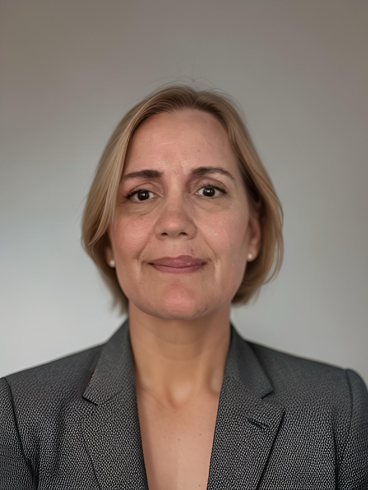 Lupita Castillejos, Loan Consultant photo