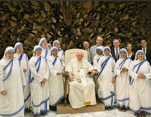 Pope Francis greets Missionaries of Charity and a Knights of Columbus delegation Aug. 31, prior to the world premiere of MOTHER TERESA: NO GREATER LOVE at the Filmoteca Vaticana.