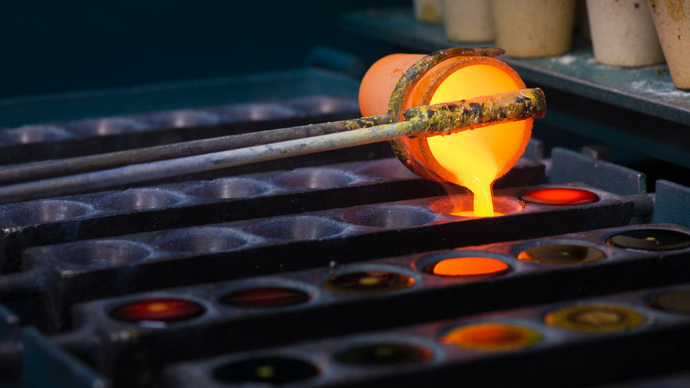 pouring molten materials